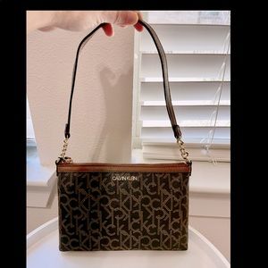 CALVIN KLEIN Monogram Logo Shoulder Zip Bag